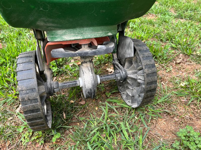 Fertilize Your Lawn One Last Time