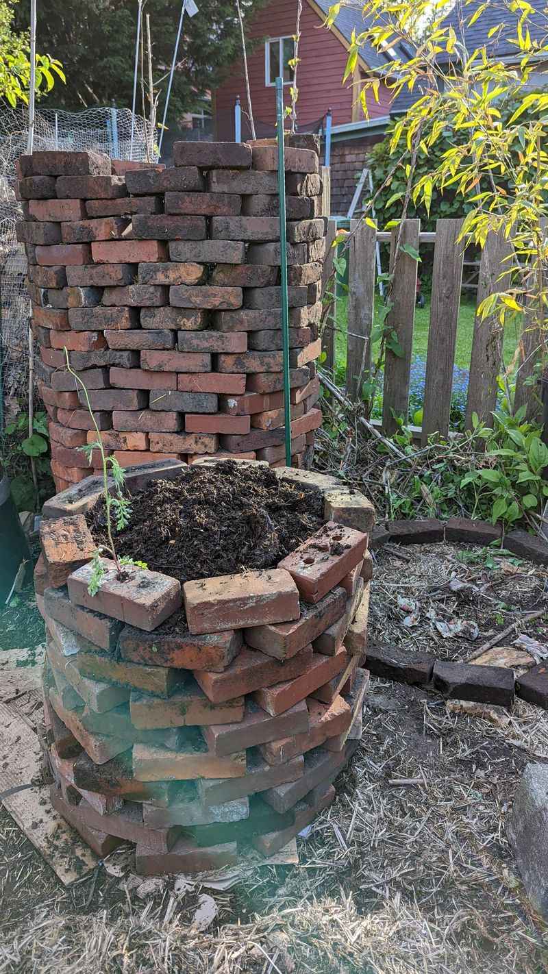 DIY Brick Corners For Neat, Organized Composting