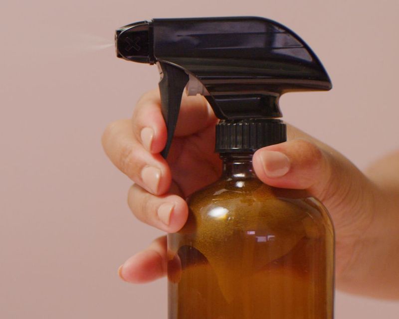 Create Castor Oil Spray