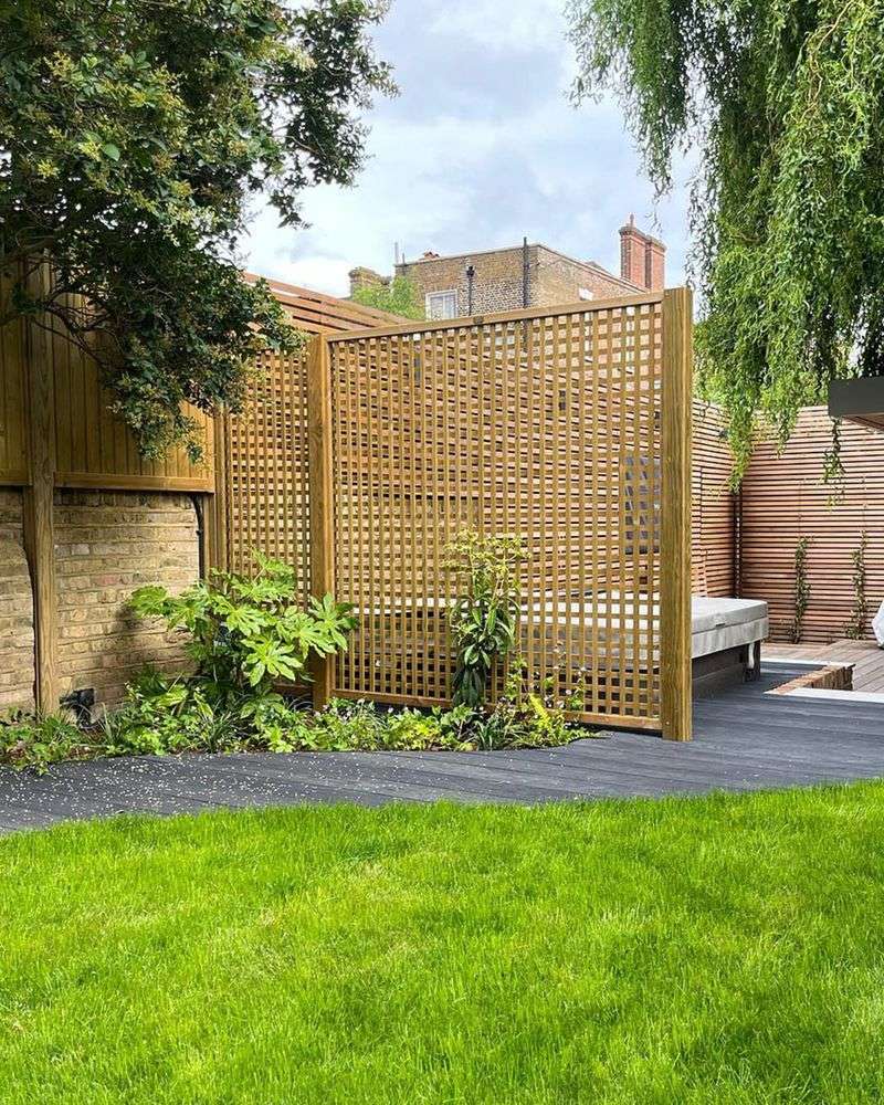Construct a Wooden Lattice Screen