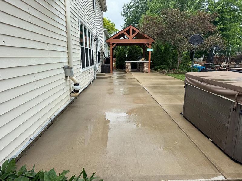 Power Wash Patios And Walkways