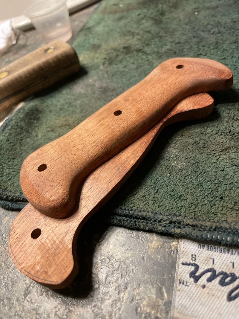 Wrap Handles And Protect Wooden Parts