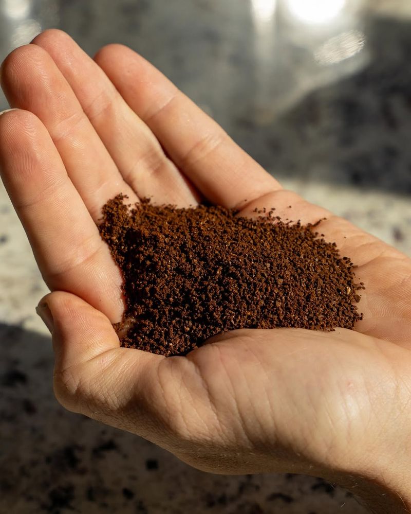 Use Coffee Grounds In Tunnel Openings