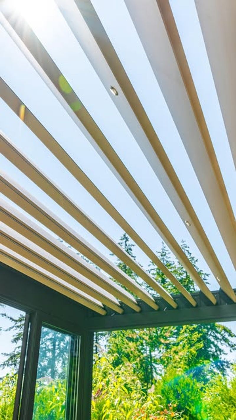 Aluminum Louvered Roof System