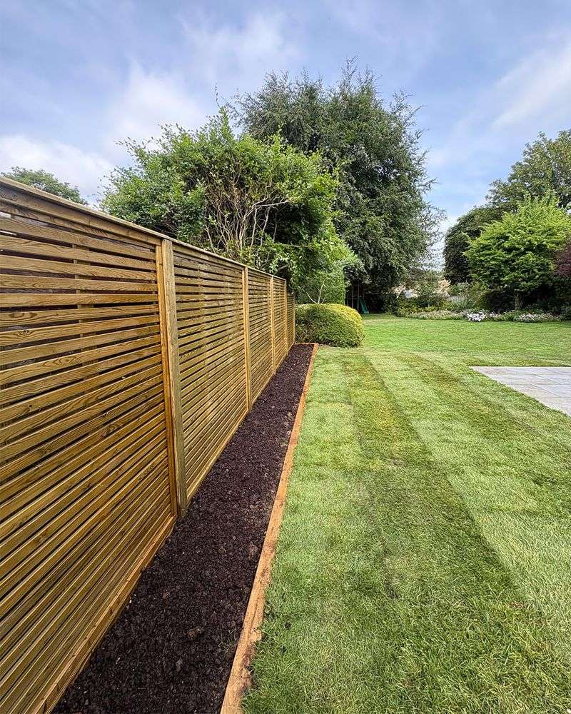 Modern Slat Fence For Airflow