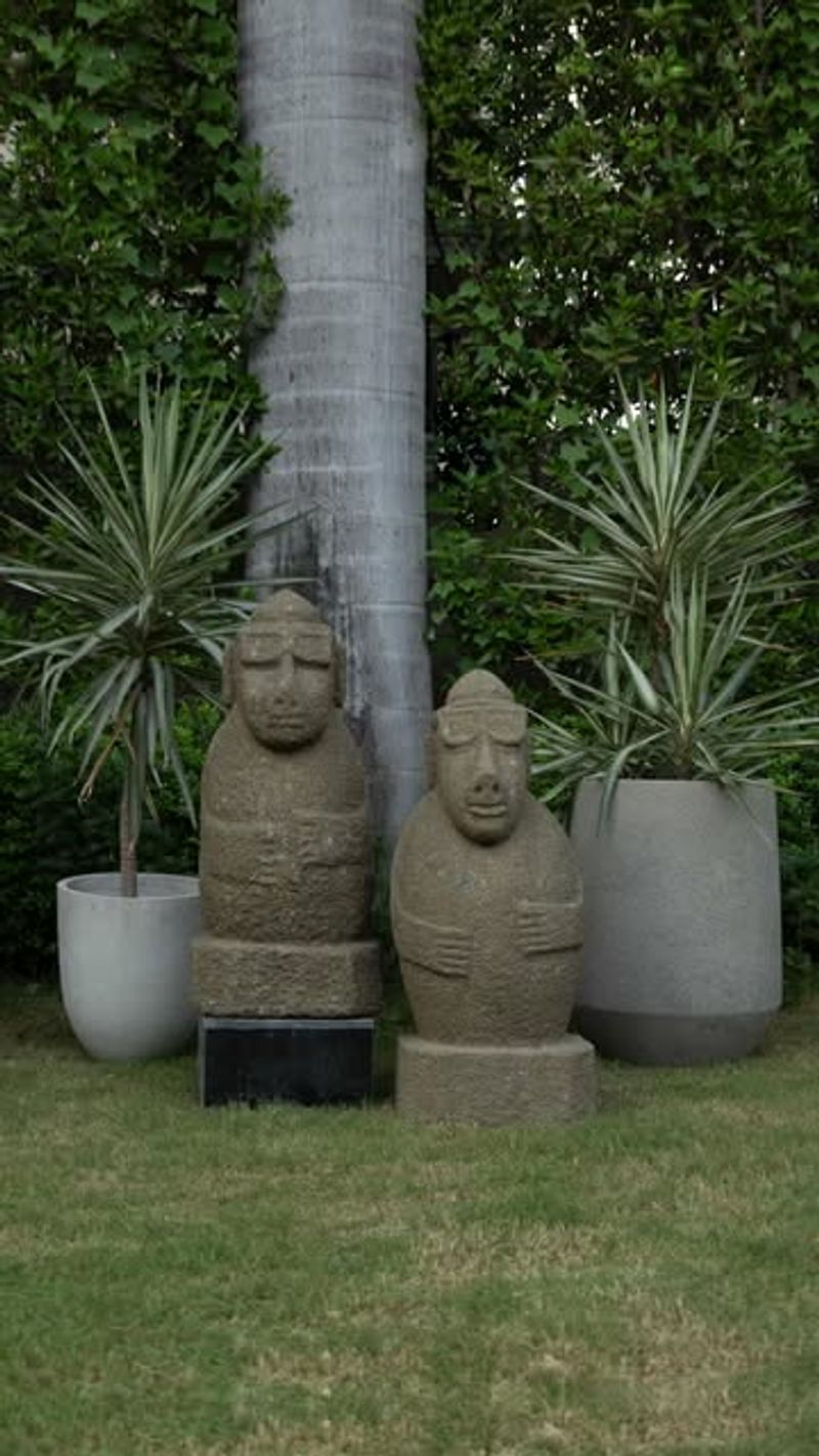 Decorative Yard Statues And Lawn Ornaments