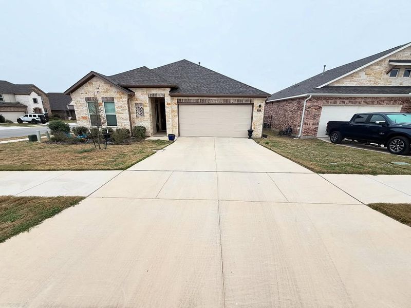 Boost Your Home's Curb Appeal For Holiday Visitors