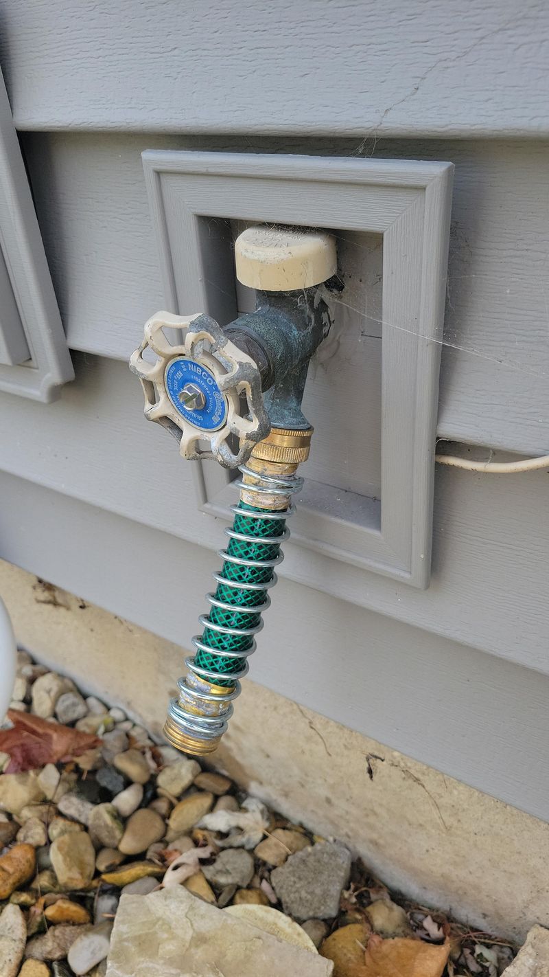 Drain And Store Garden Hoses