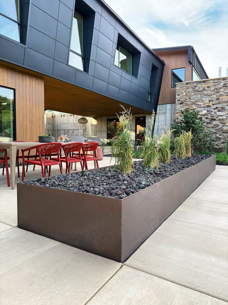 Powder-Coated Aluminum Raised Beds