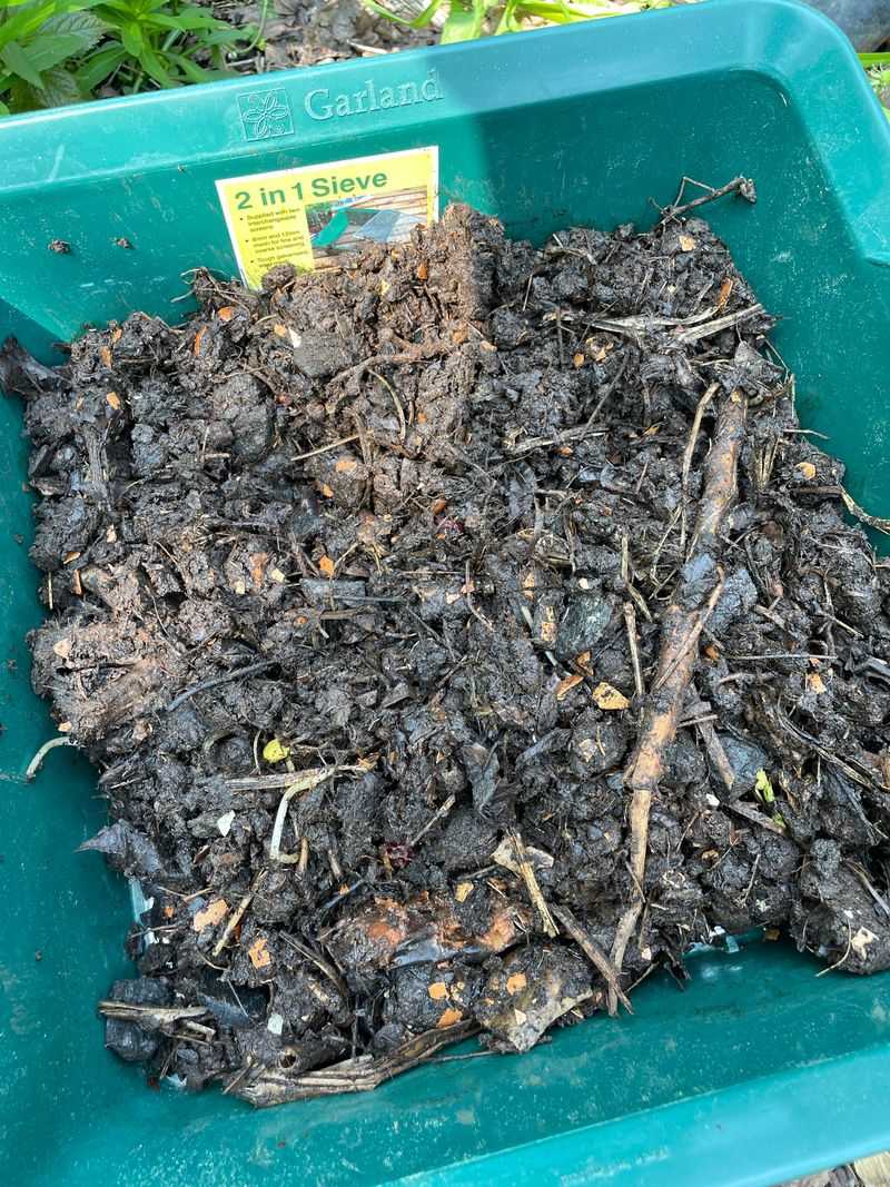 Screen Your Finished Leaf Mold