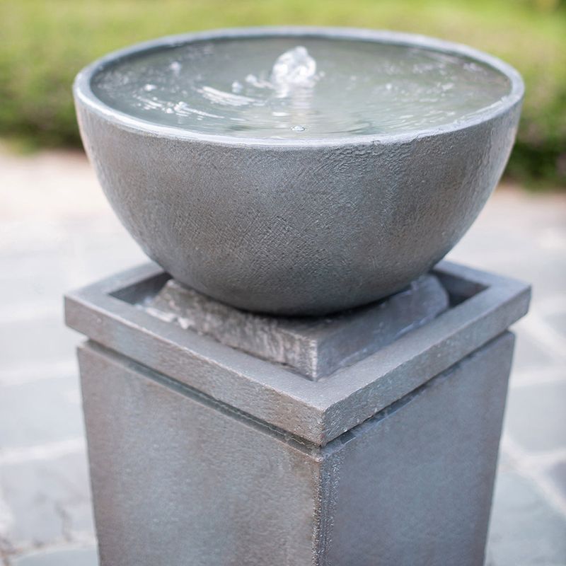 Concrete Bowl Fountain For Minimalist Beauty