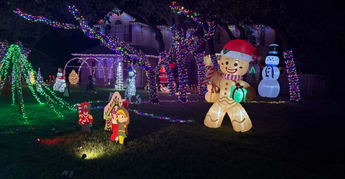 A New Holiday Lighting Trend Is Brightening New Jersey Neighborhoods This December