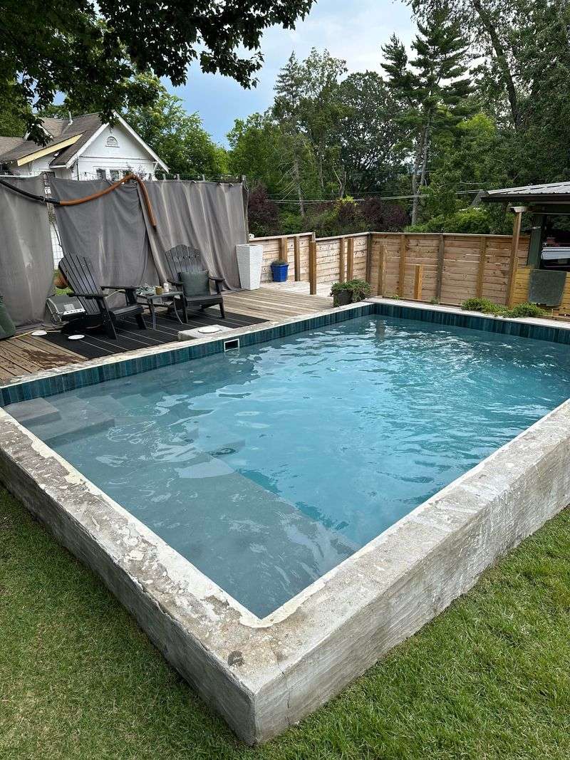 Unfenced Swimming Pools