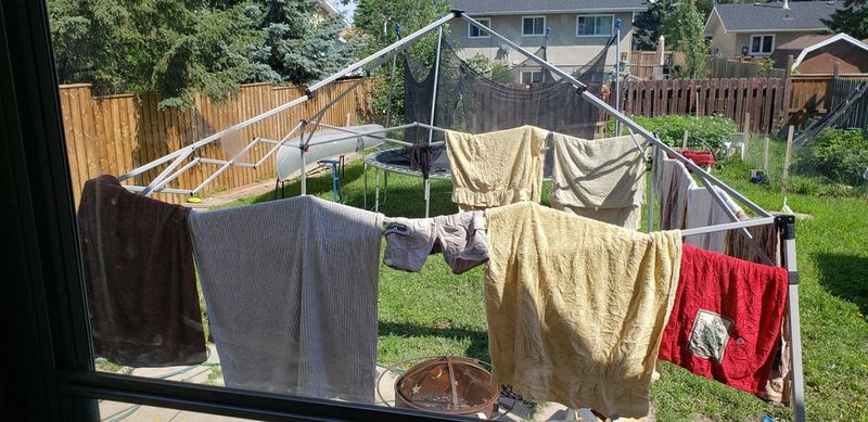 Clotheslines And Outdoor Drying Racks