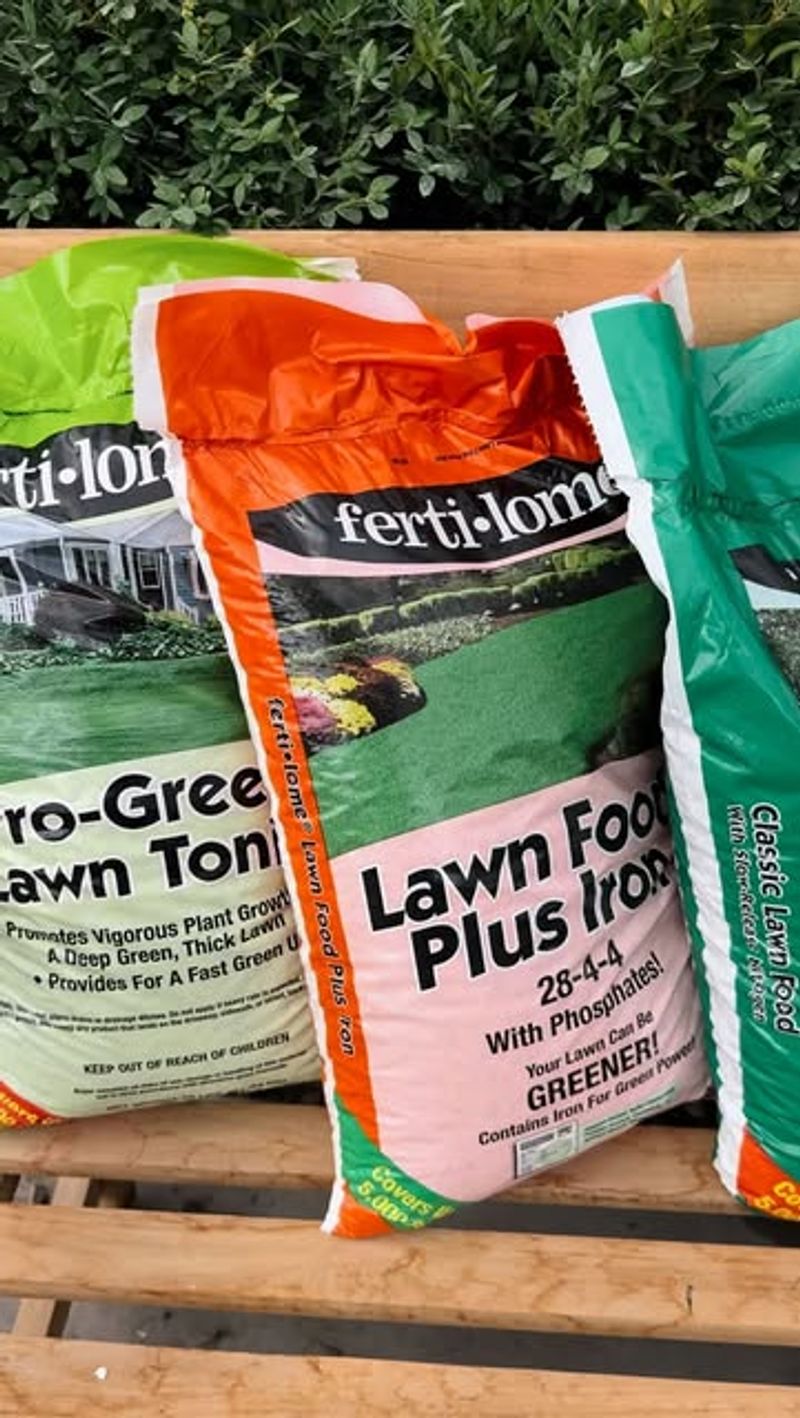 Apply Winter Fertilizer Before Ground Freezes