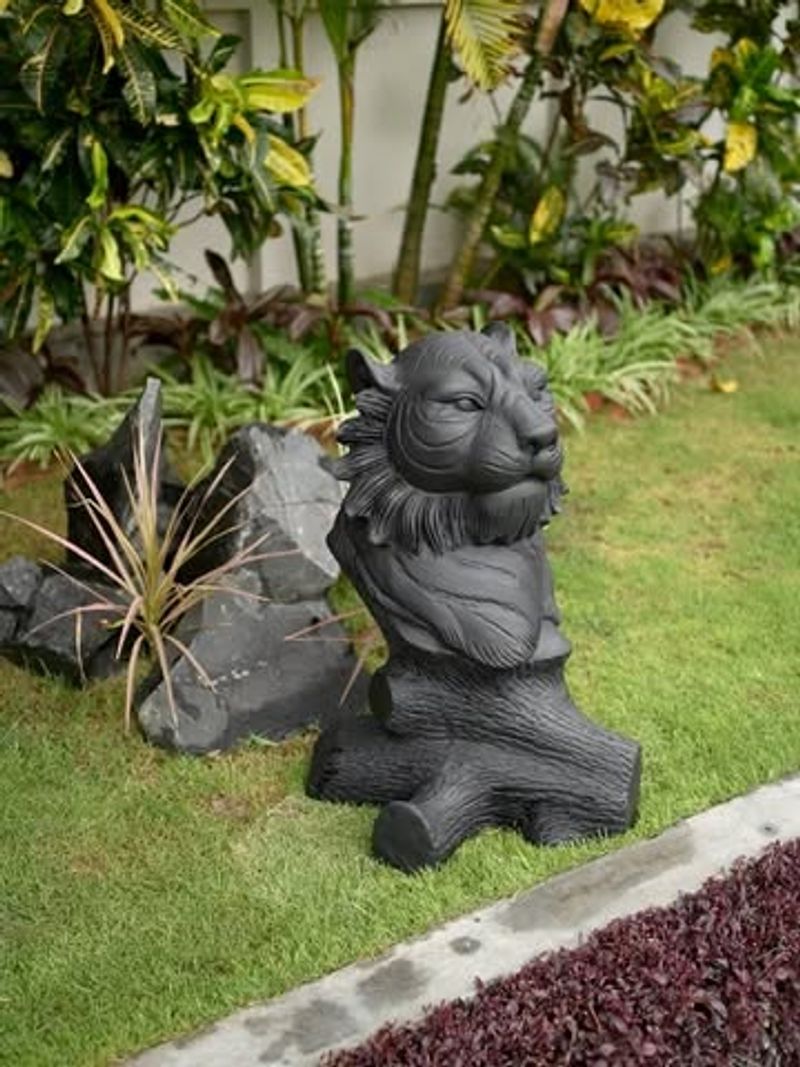 Decorative Yard Statues and Ornaments