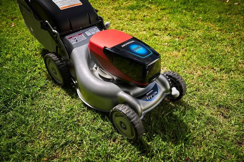 Keep Your Mower Blades Sharp