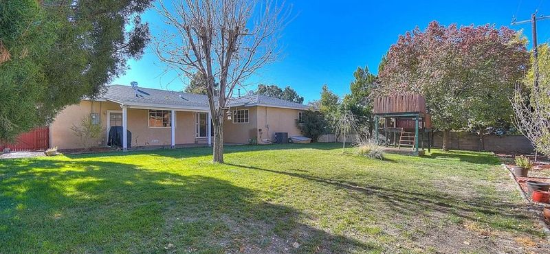 Climate Change Is Making Grass Lawns Unsustainable