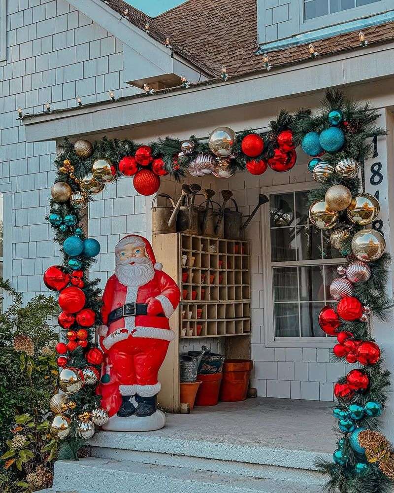 Giant Inflatable Characters