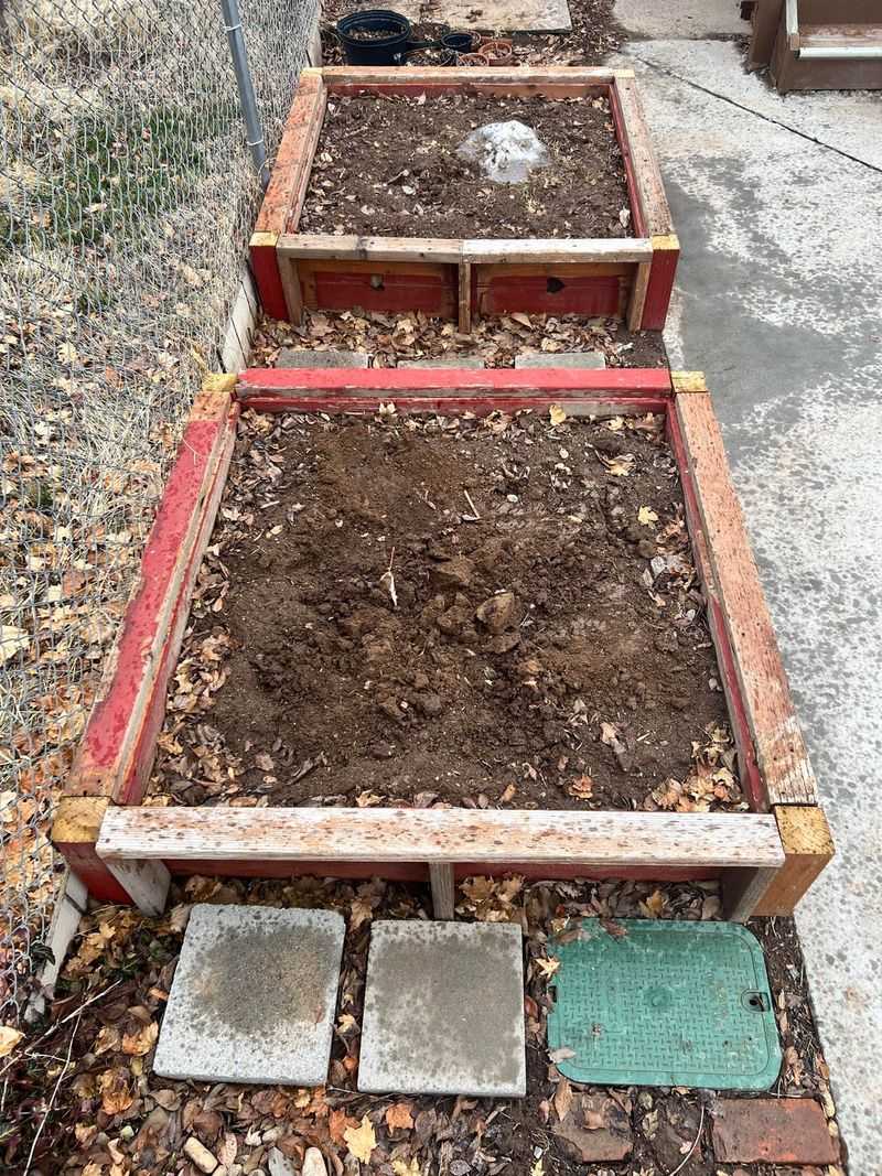 Adds Nutrients As Organic Matter Breaks Down