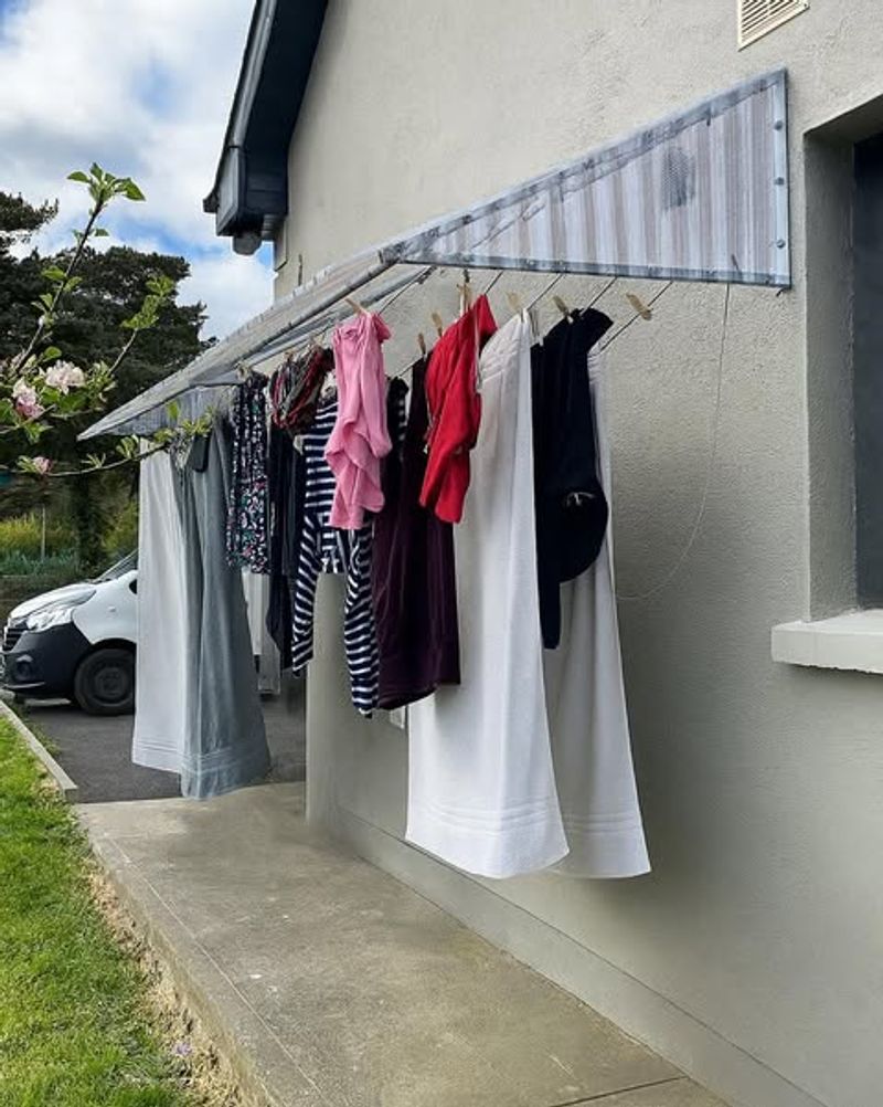 Clotheslines For Drying Laundry