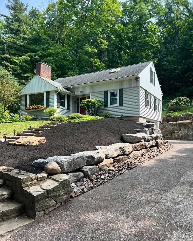 Gravel Or Stone Front Lawns