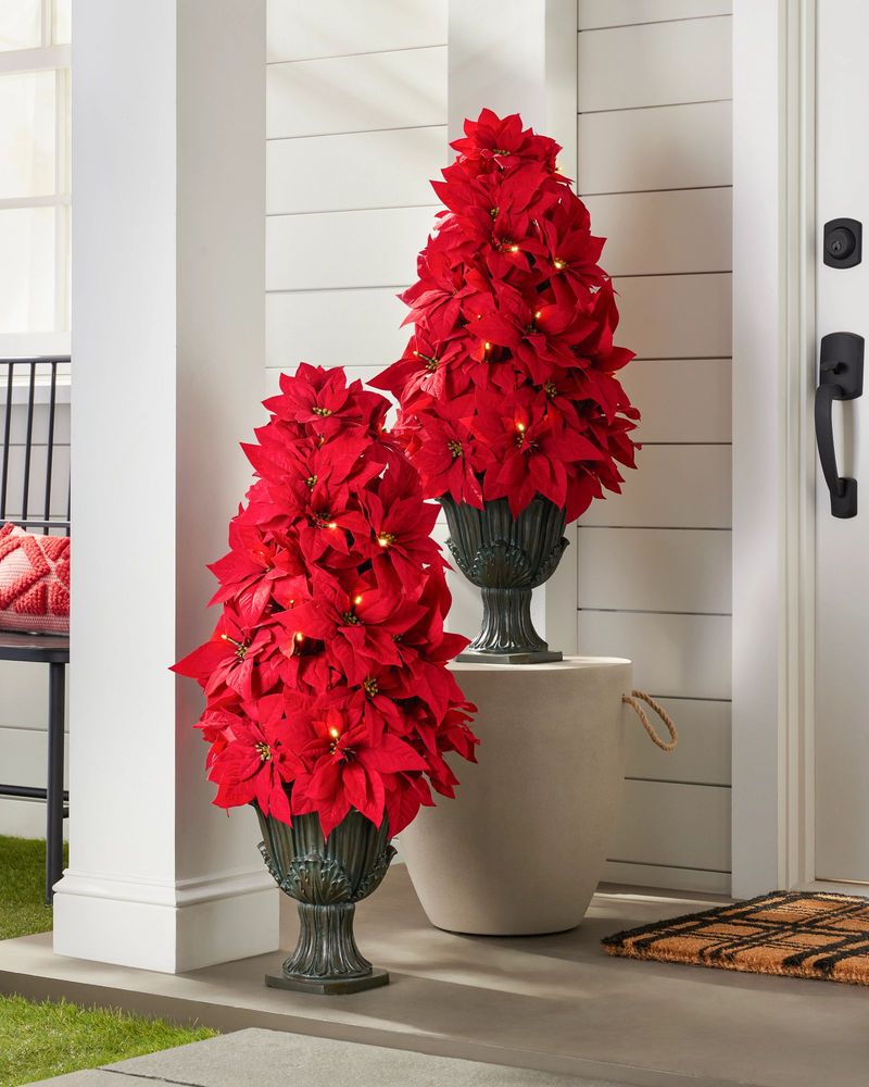 The Noisy Leaf Rustle That Turned My Calm Garden Into A Horror Scene