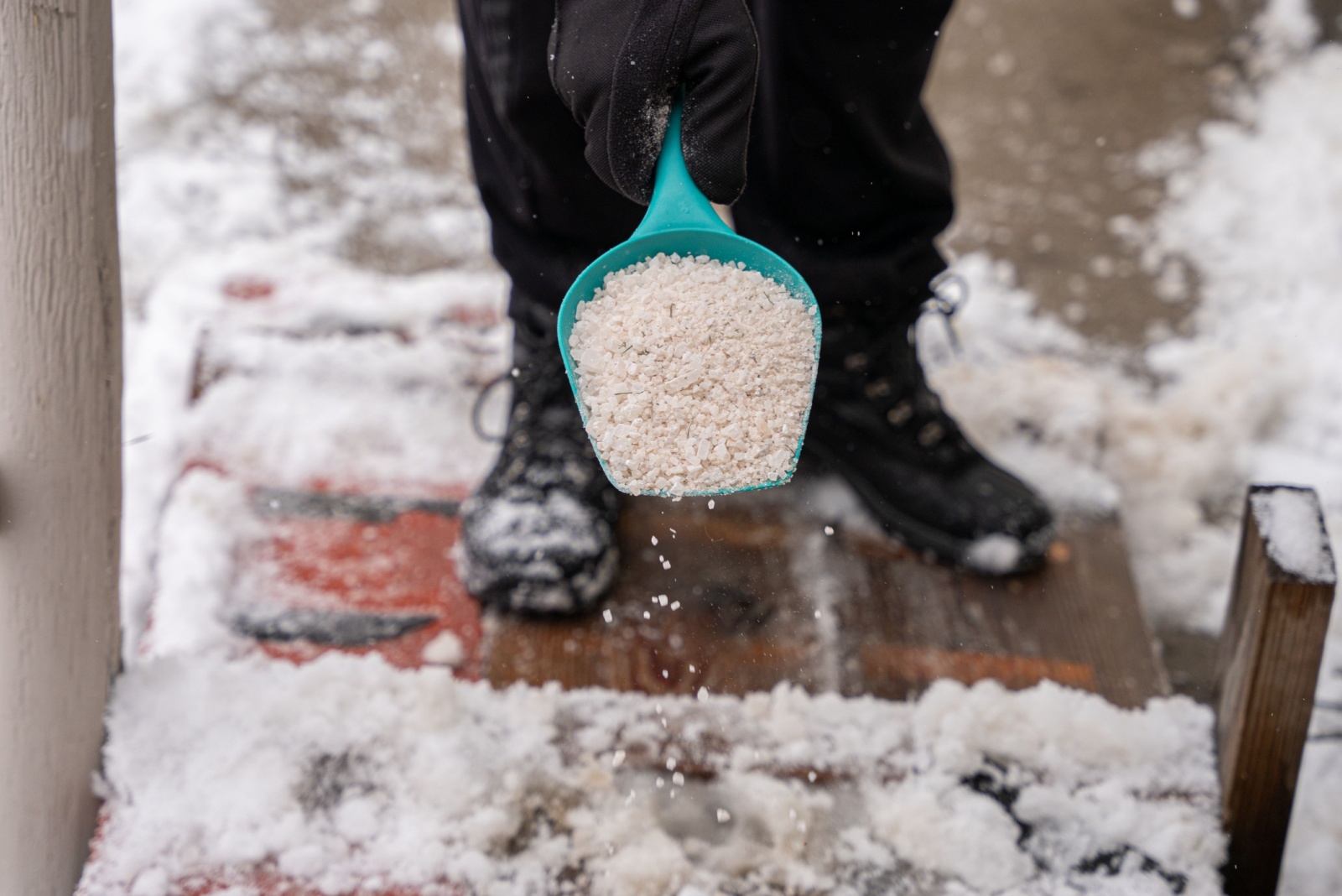 Wisconsin Residents Use These 7 Items To Prevent Ice On Sidewalks