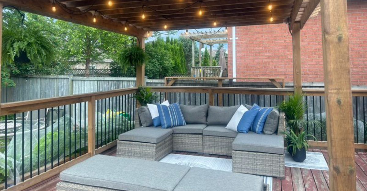 backyard (featured image)