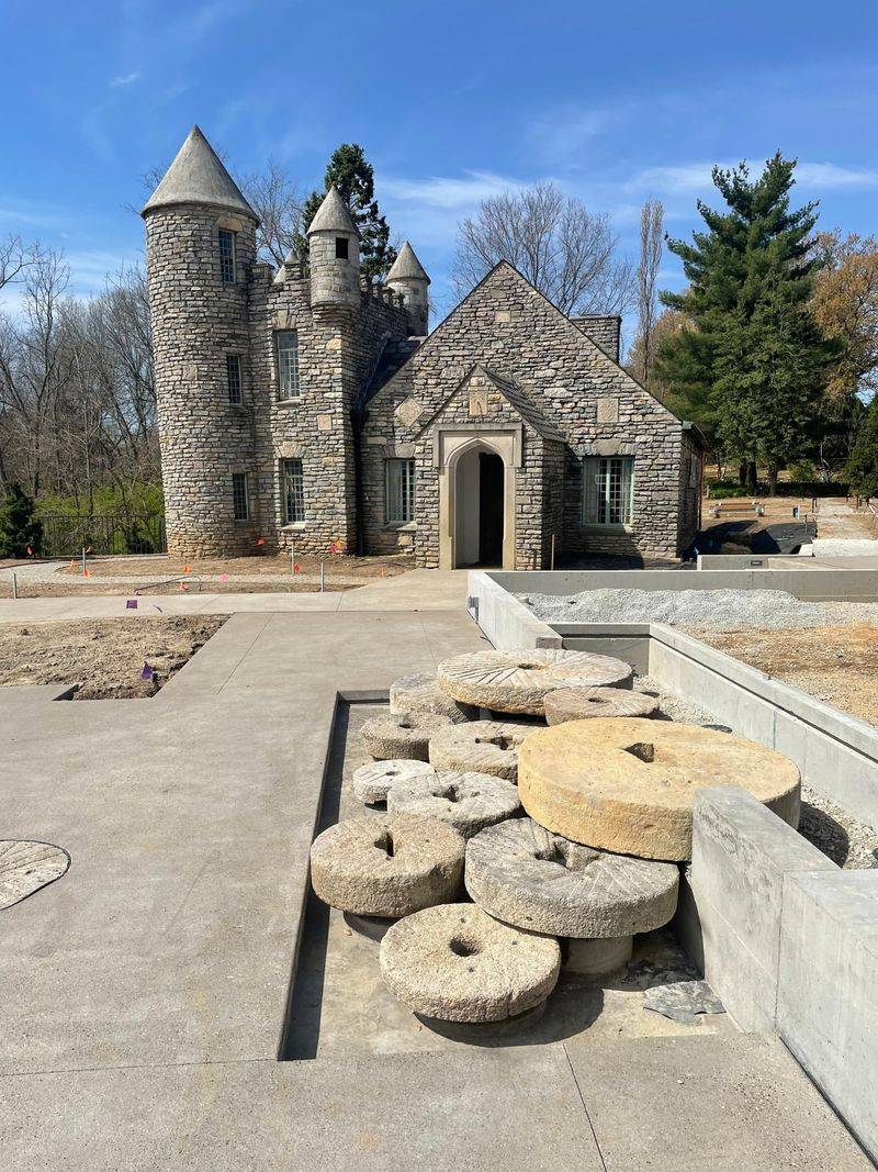 Specialized Holly Collection with Remarkable Variety