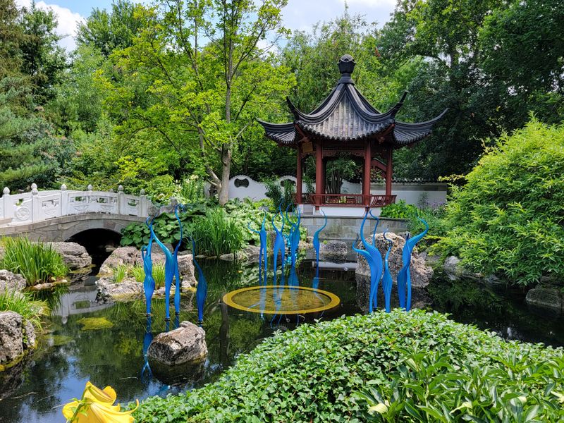 Chinese Garden's Architectural Elegance