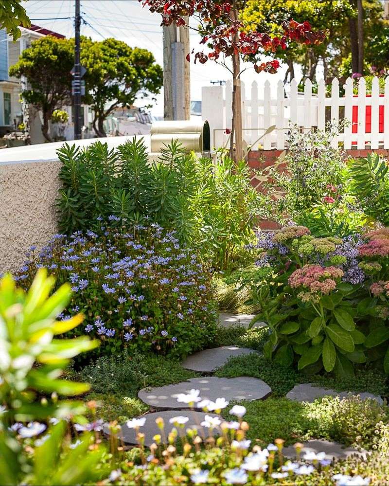 Creative Expression Allows Personal Garden Artistry