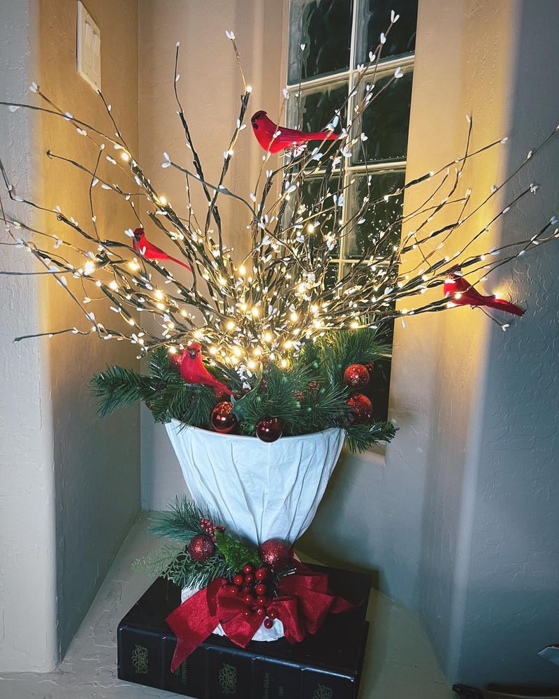 From Backyard To Table, A Fresh Take On Christmas Centerpieces