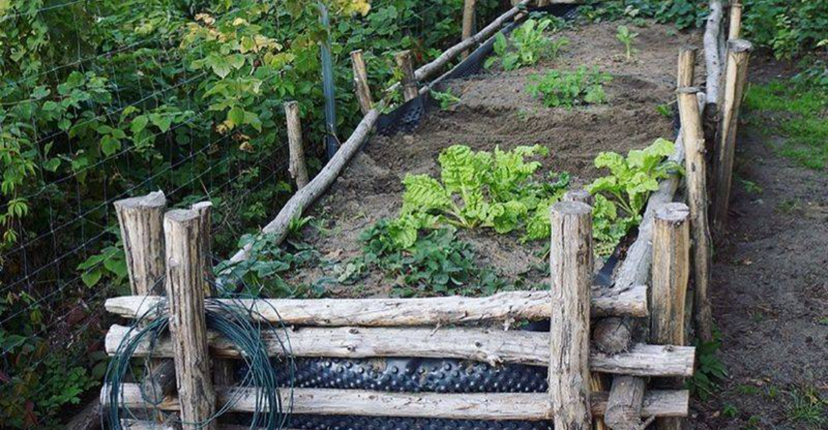 Easy DIY Garden Wall California Homeowners Are Adding To Their Yards