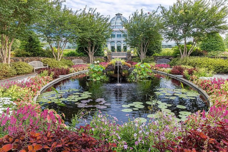 Glasshouse Gardens Remain Vibrant Year Round