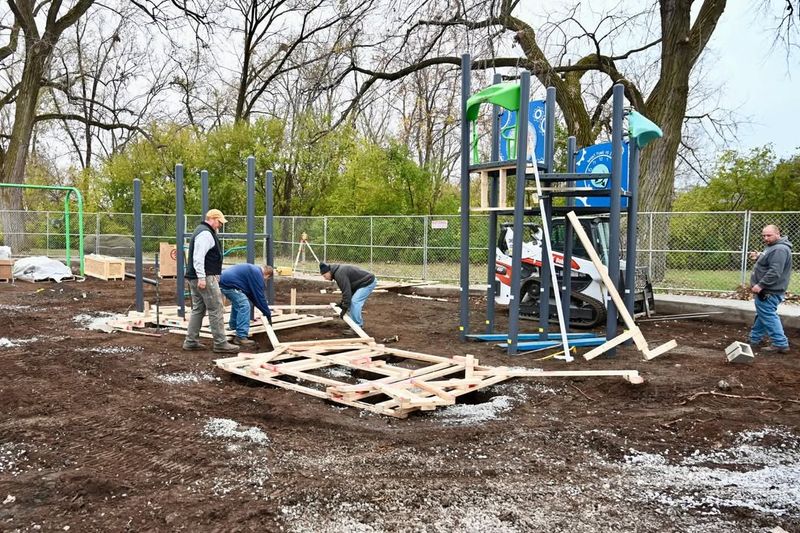 Dilapidated Or Unsafe Play Structures
