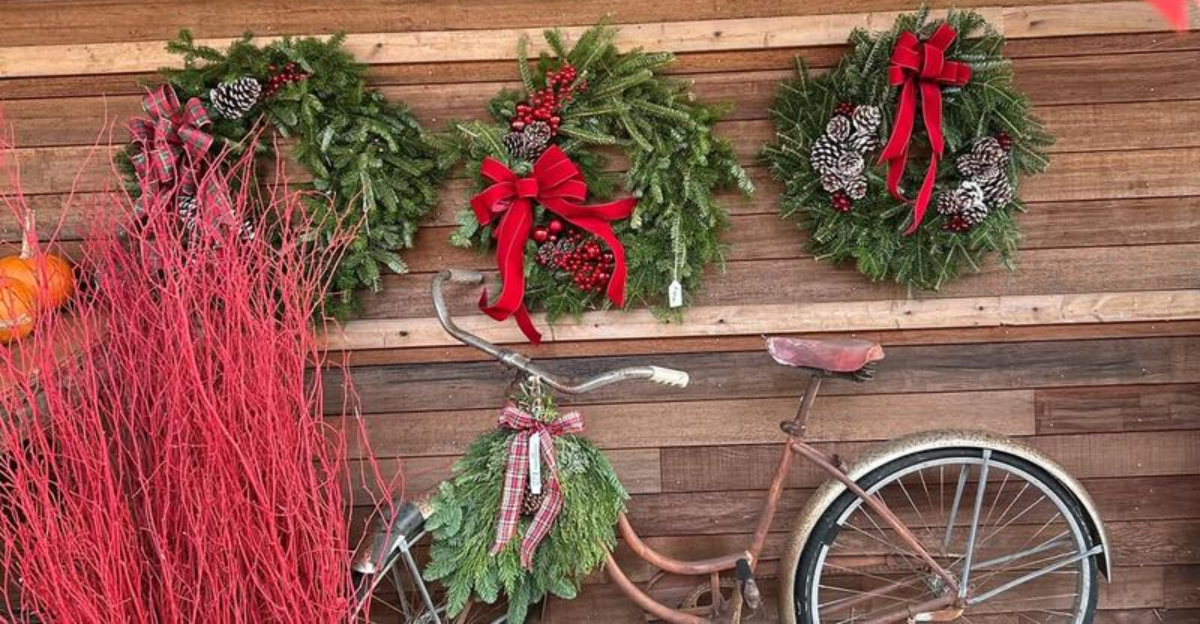 How Virginia Residents Create Christmas Wreaths Using Backyard Plants
