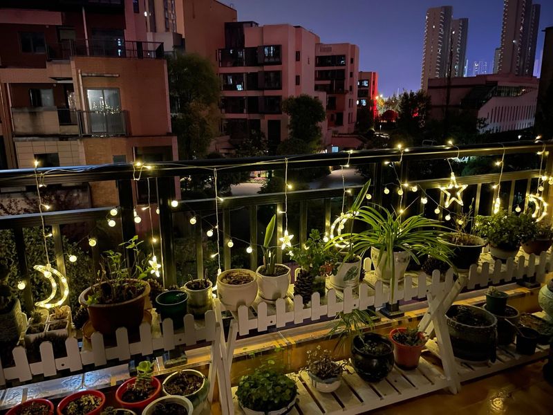 Use Soft Lighting For Evening Ambiance