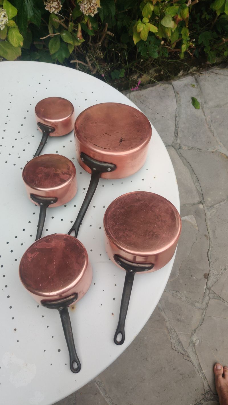 Make Loud Noises To Discourage Approach