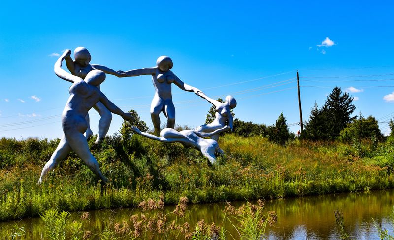 Hidden Pathways Lead to Secret Garden Discoveries