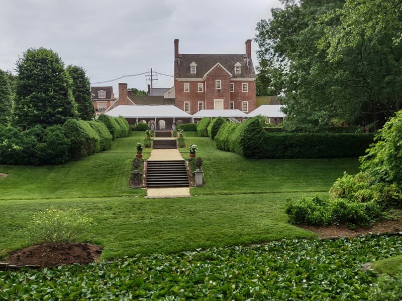 William Paca Garden Recreates Colonial Holiday Traditions