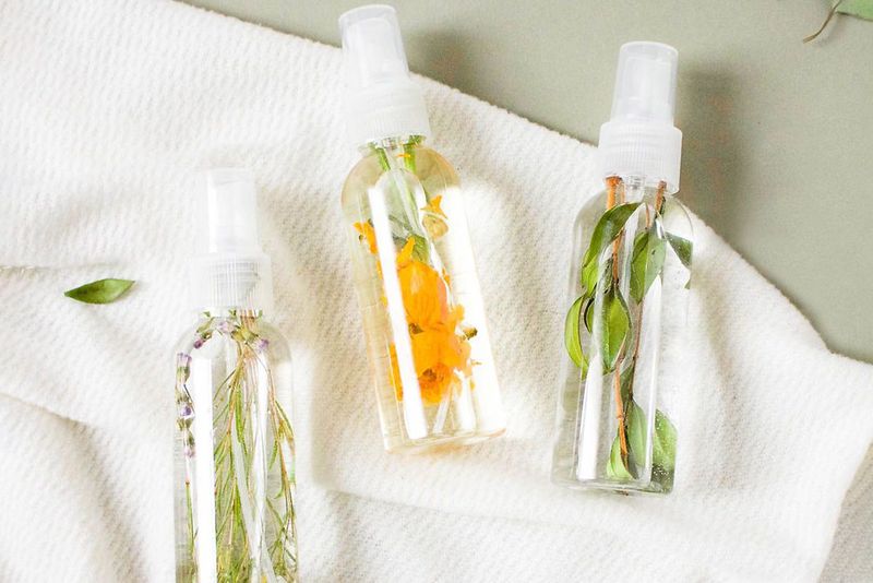 Creating Chemical-Free Natural Air Fresheners