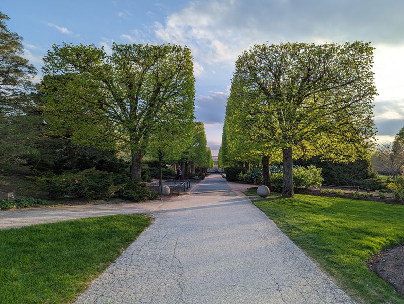 Convenient Location Makes Day Trips Easy From Chicago