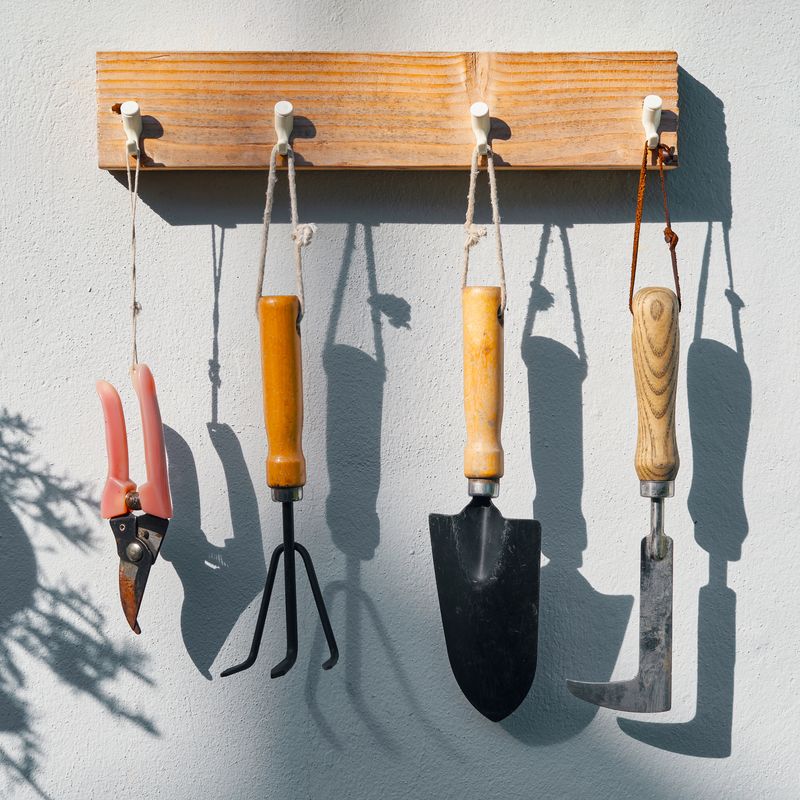 Clean And Store Garden Tools Properly