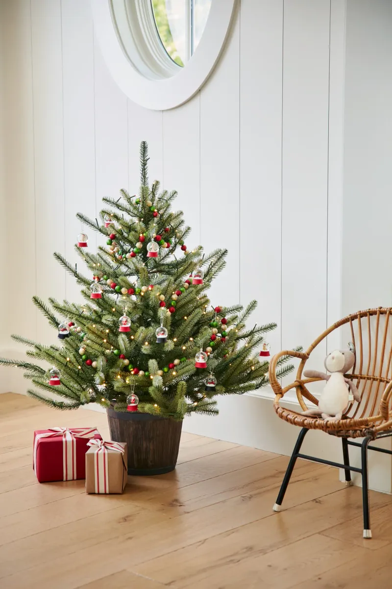 Connects Families To Holiday Traditions And History