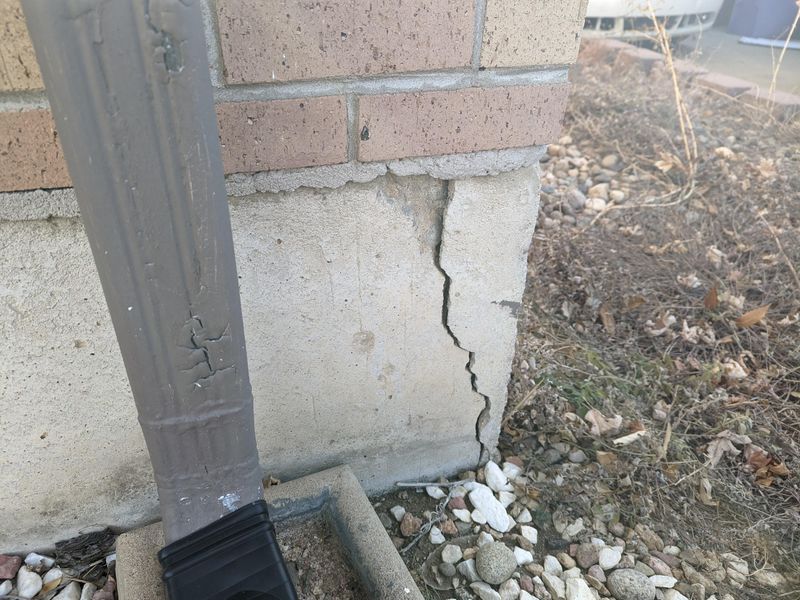 Overlooking Foundation Crack Repairs Before Freezing