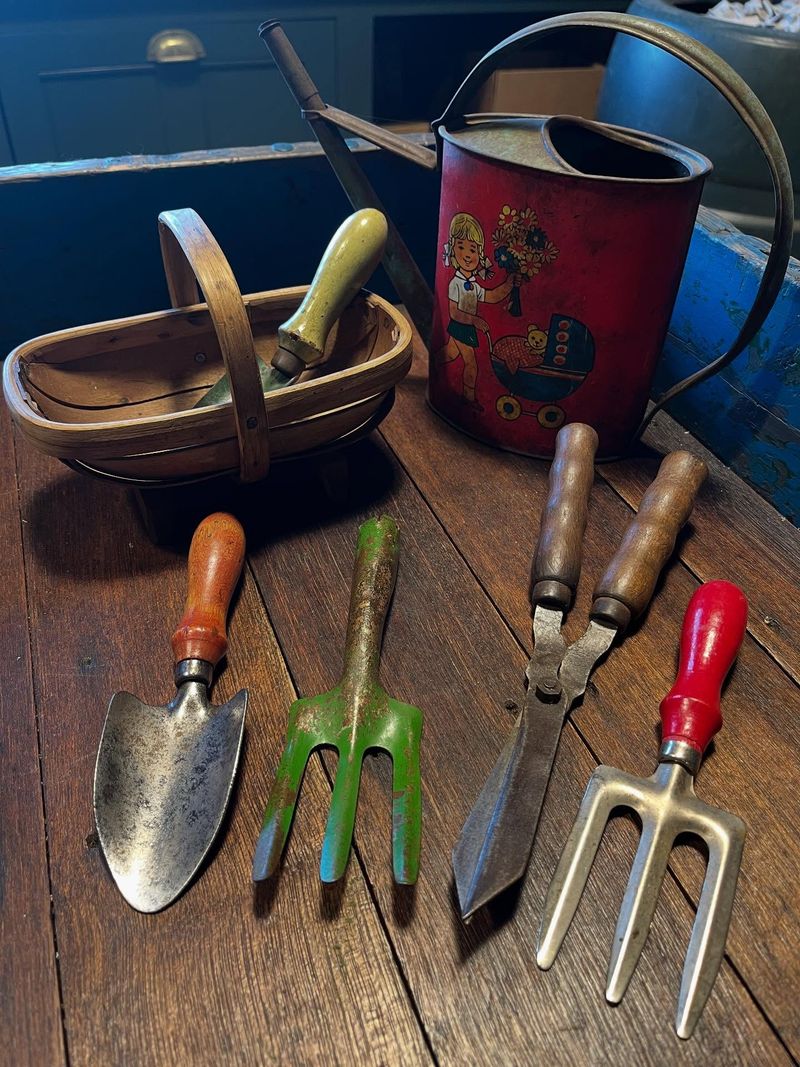 Hand Tool Gardening