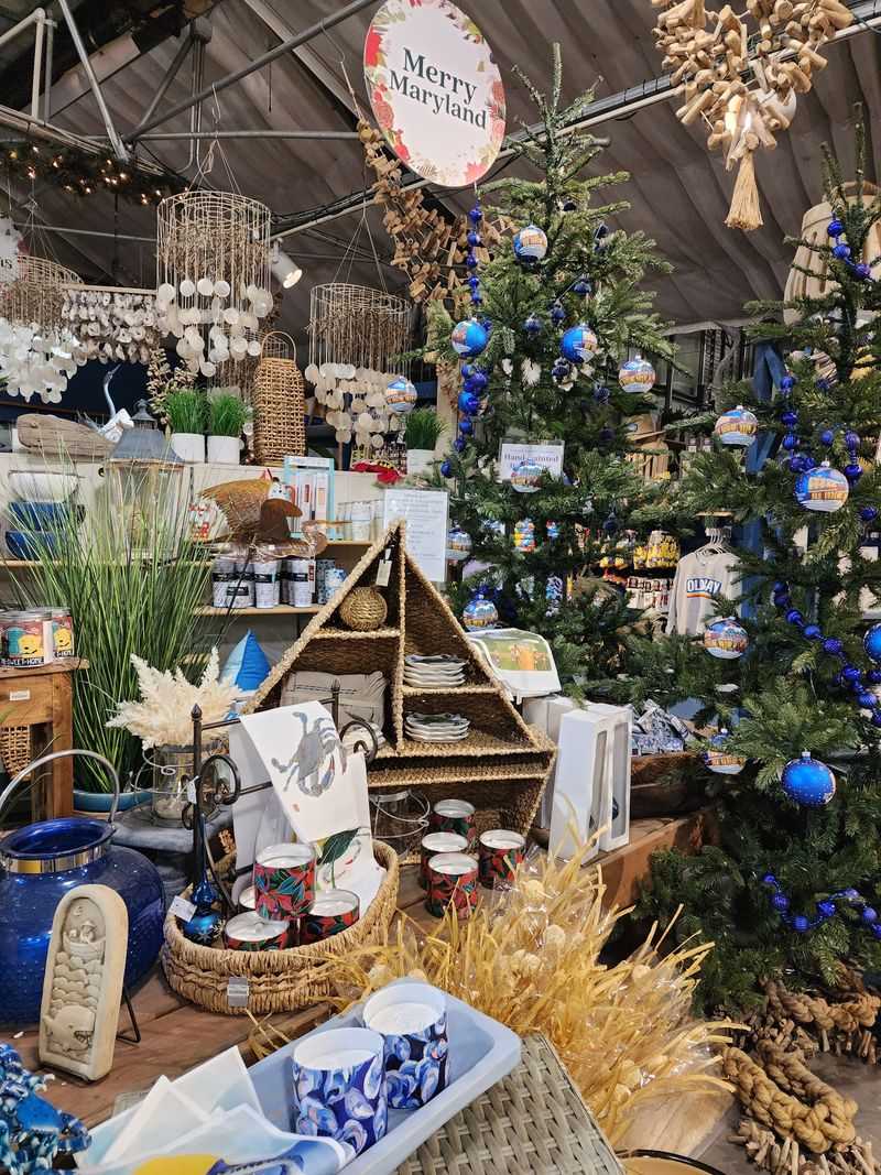 Homestead Gardens Hosts Holiday Shopping Events