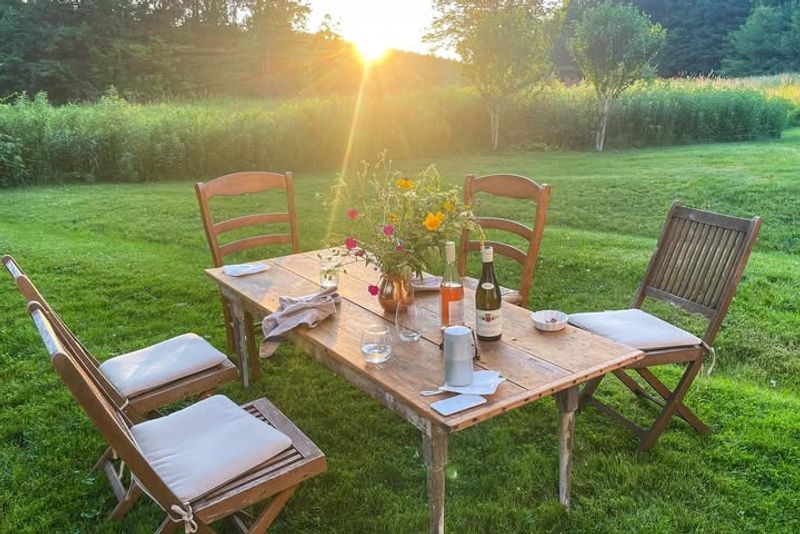 The Quiet Garden Trend