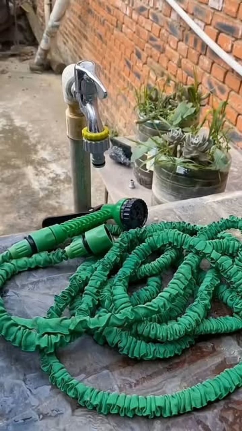 Expandable Lightweight Garden Hose